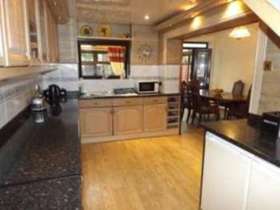 4 bedroom Detached f...